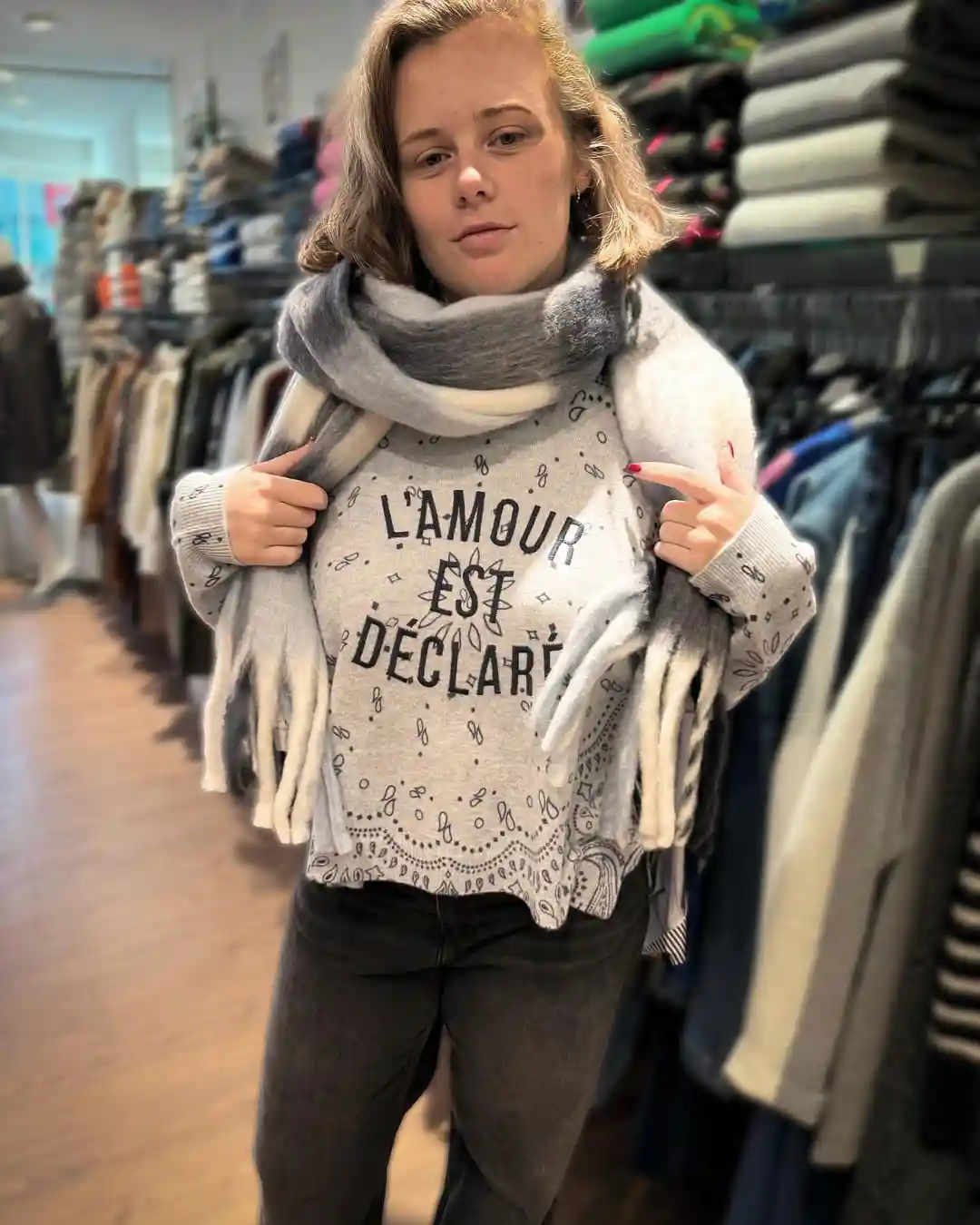 Pull 100% laine hypoallergénique Ma Petite Capsule & maxi écharpe Léo & Ugo